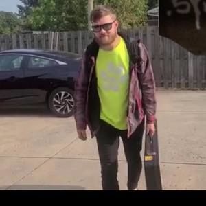 Meet your Posher, Adam